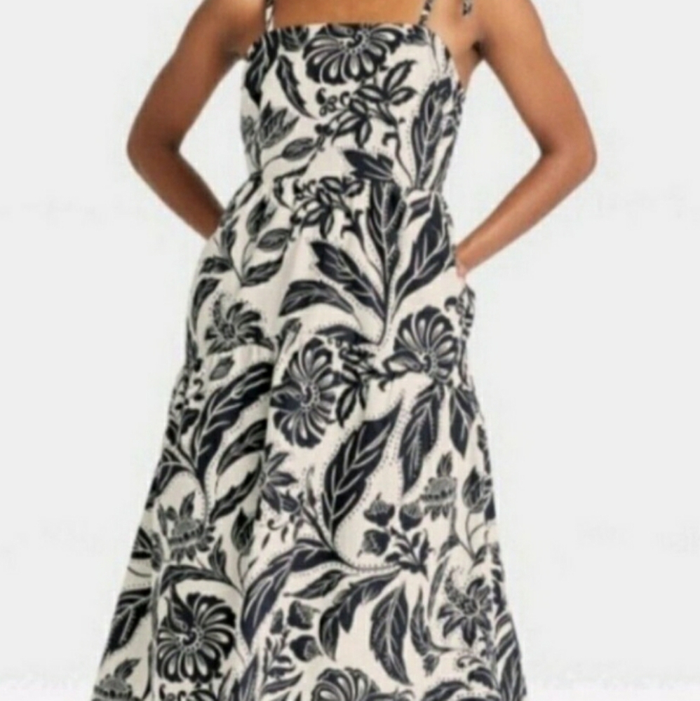 Woven Floral Midi Dress — Black & White